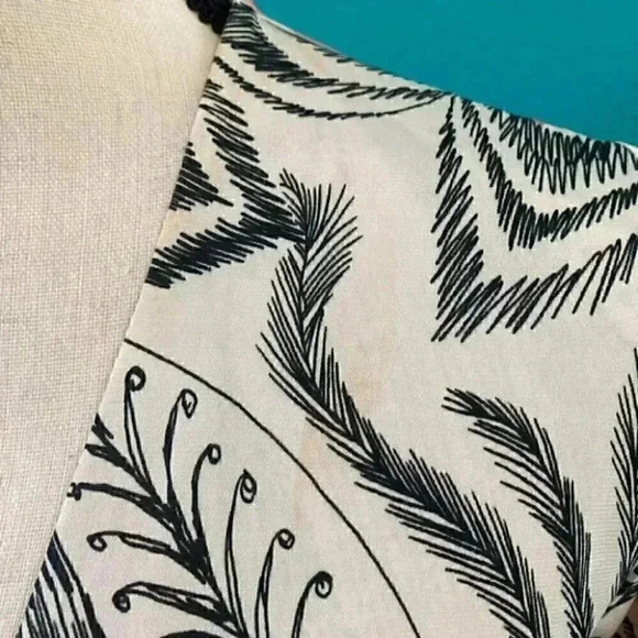 Veronica M. floral flowy dress in size small - Picture 3 of 7